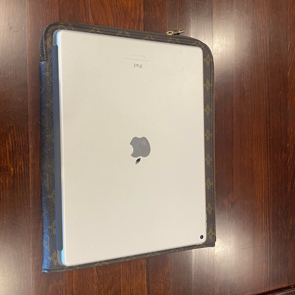 Authentic Vintage Louis Vuitton Monogram Clutch/iPad Pro/Laptop Bag - Picture 3 of 7